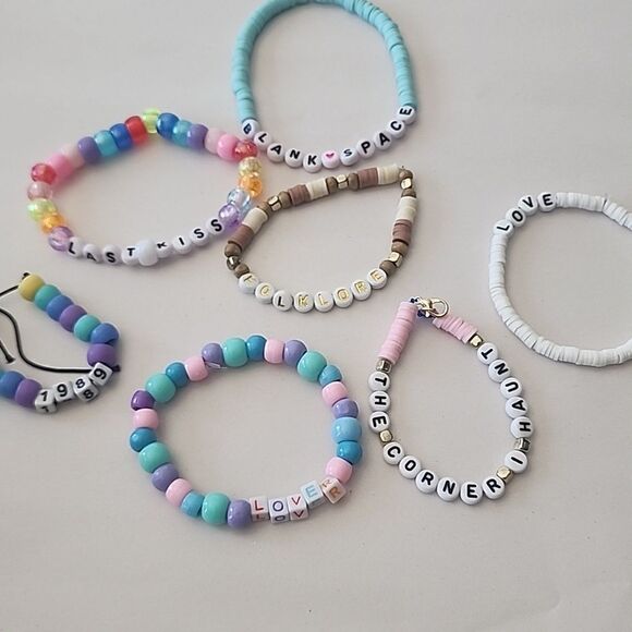 Taylor Swift Friendship Bracelet Lot of 7 - Picture 1 of 4